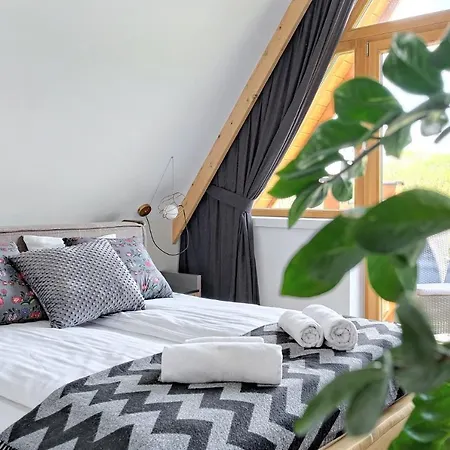 Diamond Apartment *